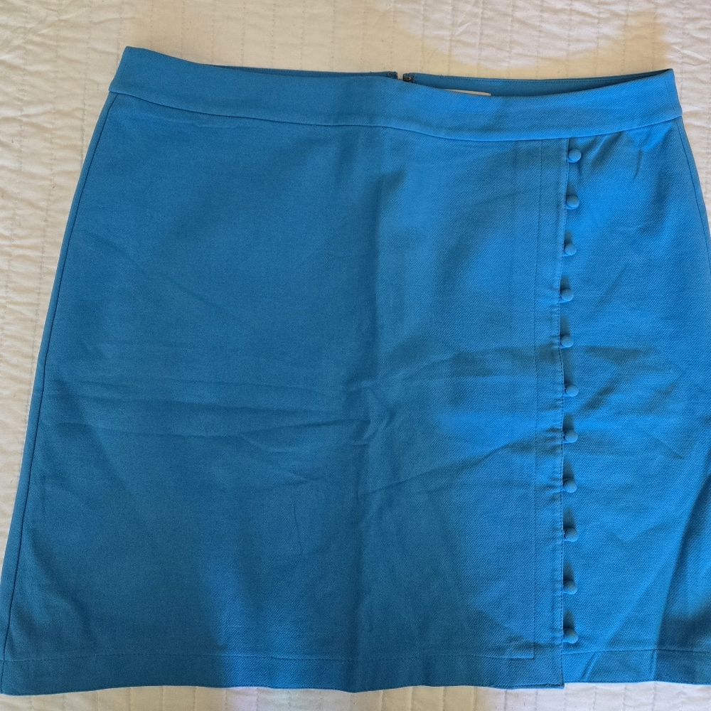 Turquoise skirt - Picture 2 of 6
